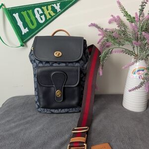 Coach Heritage Pack In Signature Chambray